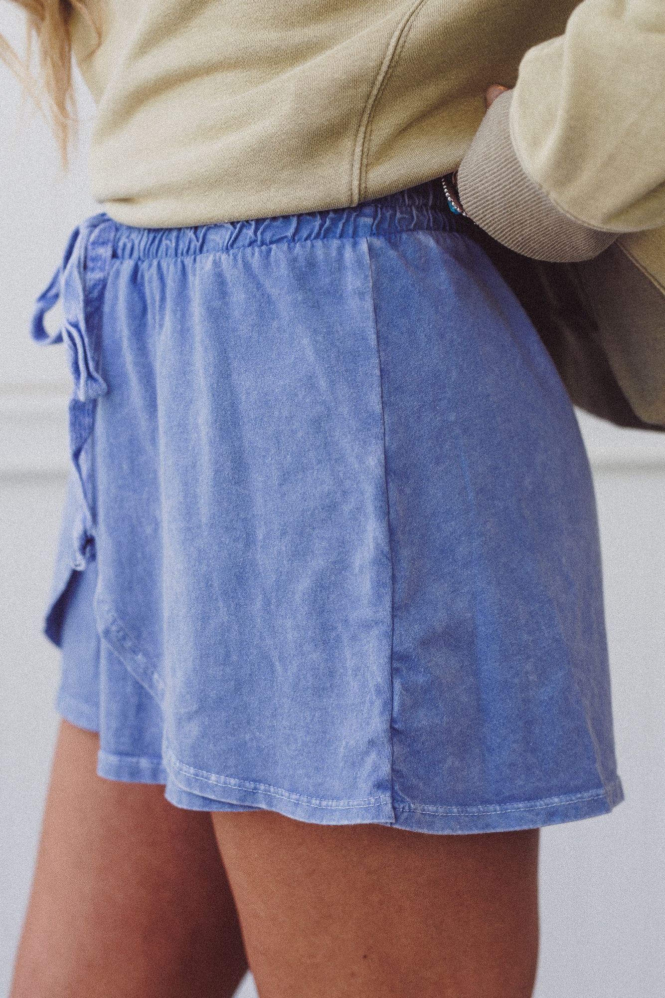 Petal Drift Shorts - Blue